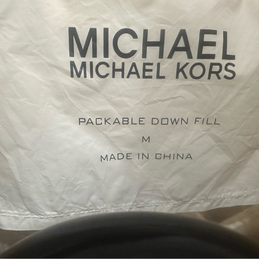 Michael Kors: White Packable Down Jacket, Medium - image 6